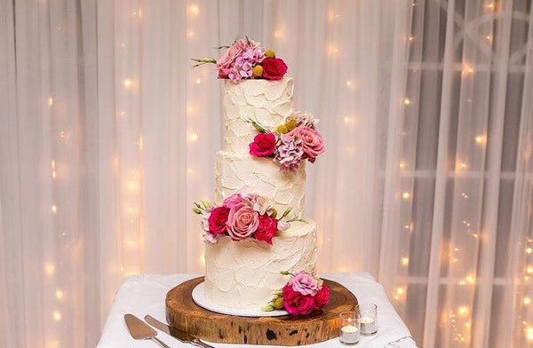 Wedding Cake #2037 – Zeina's Chocolate Boutique